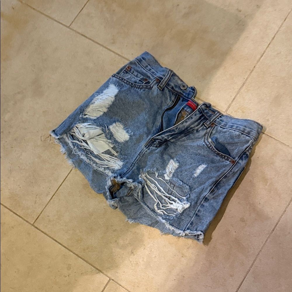 Distressed Denim Women Shorts Size Small - CAFFEINE - Like New Jean Shorts